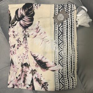 Vince Camuto Cream and Black Floral Scarf